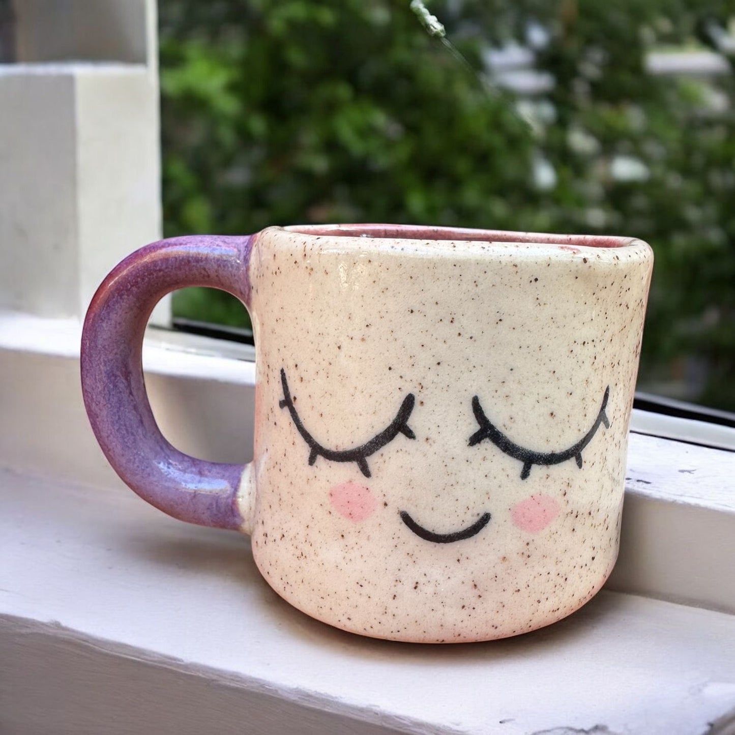 Abrazo Matutino – Tacita de Sonrisa Coqueta con Platito de Corazón