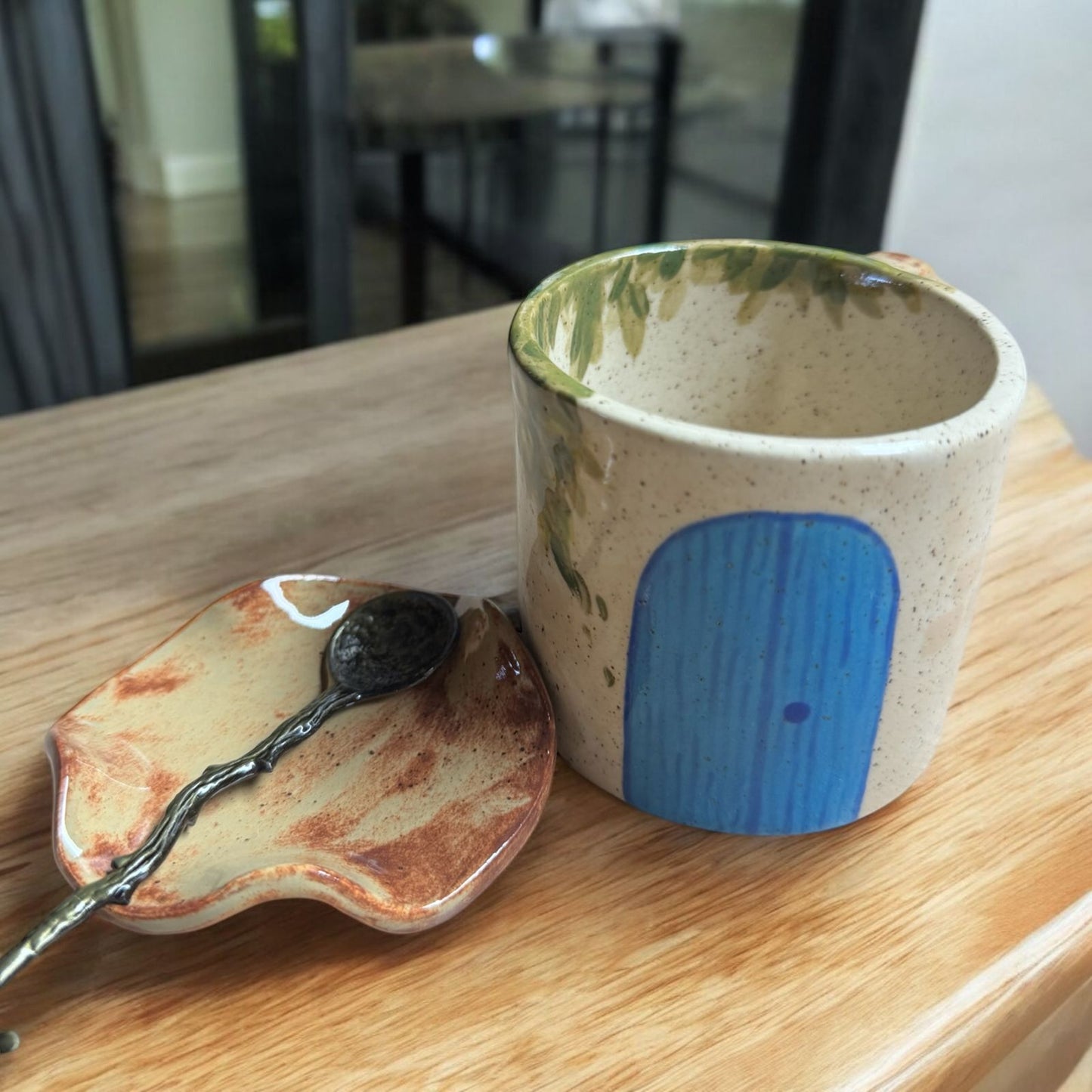 Puerta a los Placeres del Día: Set de Taza y Platito